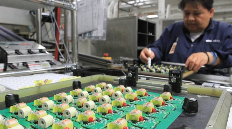 AFECTARÁ LA PRODUCCIÓN DE HELIO Y CHIPS