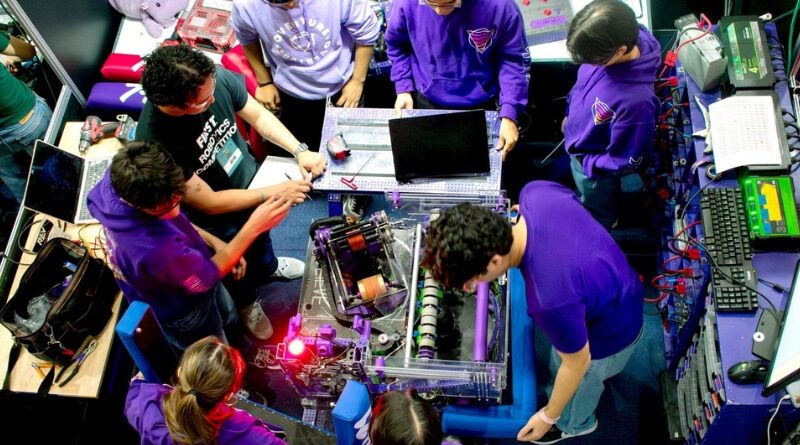 CRECE FENÓMENO FIRST ROBOTICS