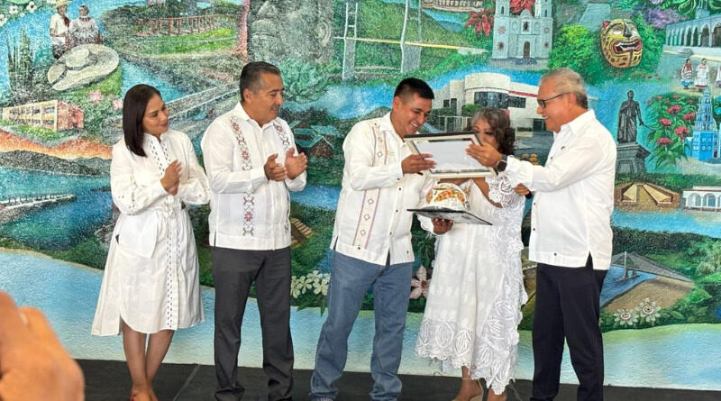 AVANZA PROGRAMA DE TRENES DE PAVIMENTACIÓN