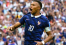 MBAPPÉ INCONTENIBLE CONDUCE A FRANCIA A LOS DIECISEISAVOS DE FINAL