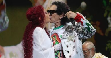 CONCIERTO: ÁLEX Y CHELA LORA RENUEVAN SUS VOTOS
