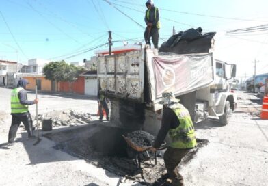 PROSIGUEN LOS TRABAJOS DE BACHEO EN SAN PEDRO