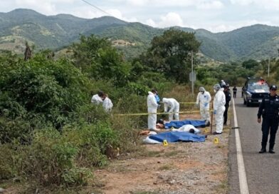 TRES INDIVIDUOS SON ASESINADOS A MACHETAZOS EN COSTA DE OAXACA