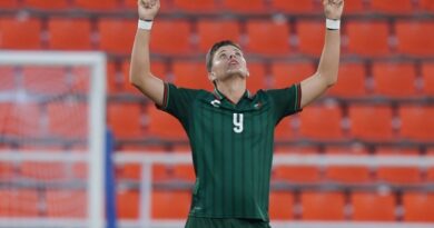 TRICOLOR VARONIL SE CLASIFICA A SEMIS CENTROAMERICANOS