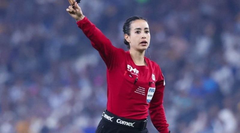 POLÉMICA DE BALONAZO: KATIA ITZEL MANDA ‘MENSAJE’