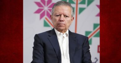 PRÓFUGOS NO PUEDEN SER CANDIDATOS, EXPLICA ZALDÍVAR