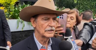 ‘SALVÉ’ A AMLO TRAS SU DESAFUERO, DICE FOX