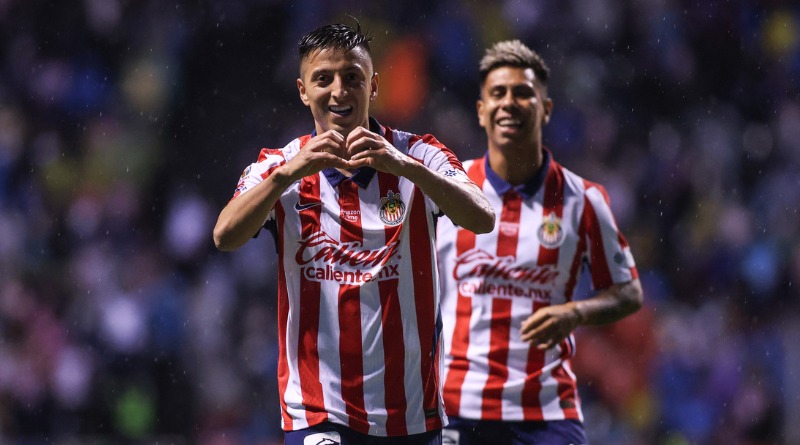 SIN VICTORIA: CHIVAS LOGRA EMPATE 1-1 FRENTE A PUEBLA