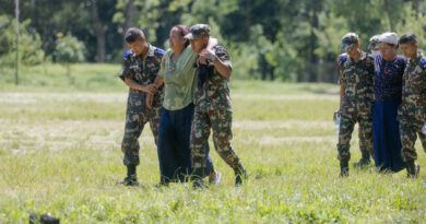 TÚNELES ABIERTOS EN NEPAL PARA OPERACIÓN DE RESCATE DE 900