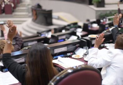 ELIMINA CONGRESO VERACRUZANO FUERO MUNICIPAL