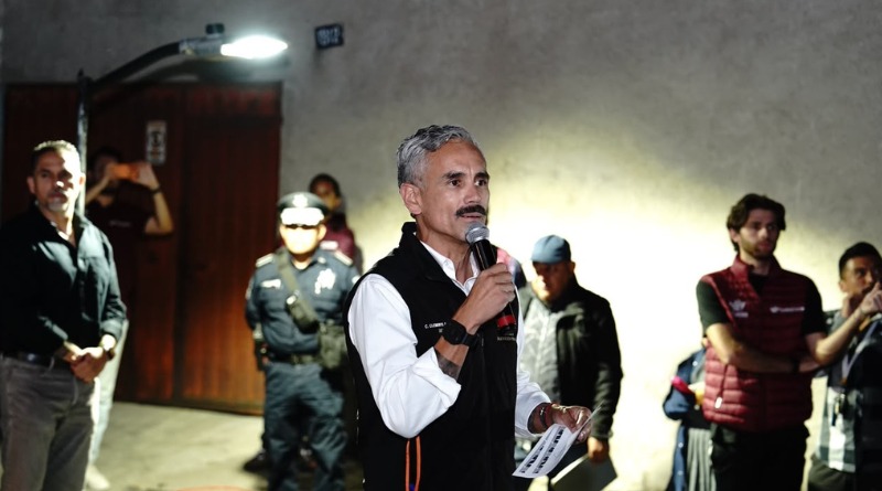 ENTREGA GOBIERNO NUEVAS LUCES LED