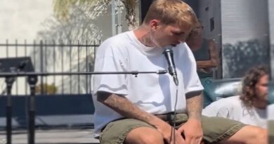 SORPRENDE BIEBER EN LOS ÁNGELES