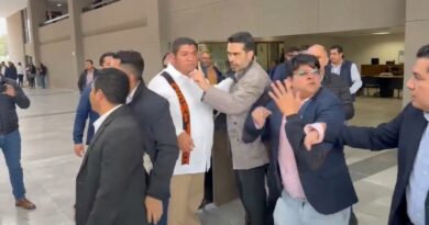 ESCALA CHOQUE ENTRE PRIISTAS Y EMECISTAS